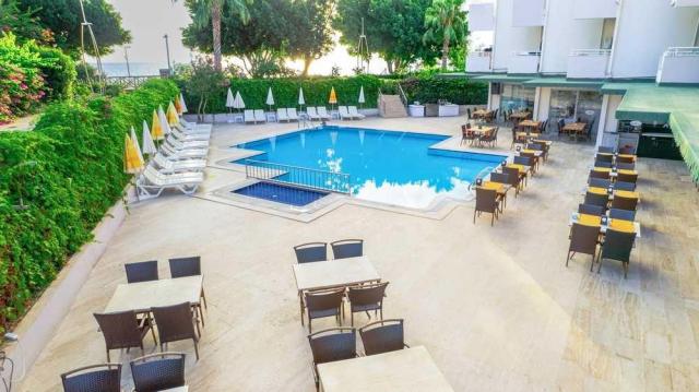 Viking Nona Beach Hotel