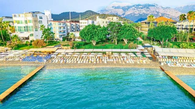 Viking Nona Beach Hotel