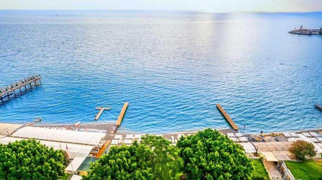 Viking Nona Beach Hotel