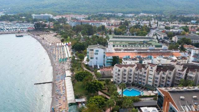 Viking Nona Beach Hotel