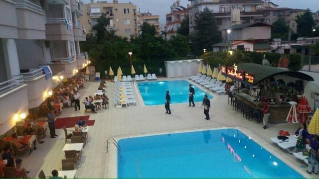 Bonapart Sealine Suit Hotel
