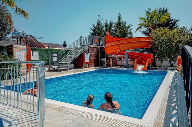 Sey Beach Hotel & Spa