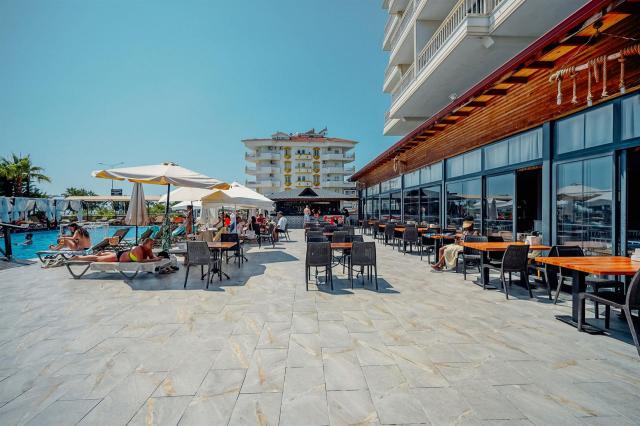 Sey Beach Hotel & Spa