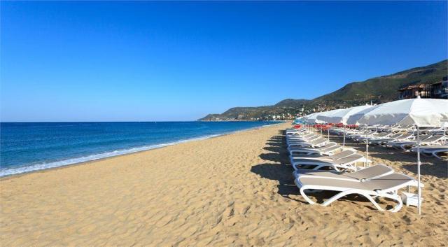 Xperia Saray Beach