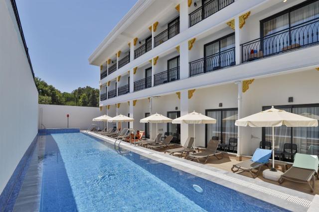 Fun & Sun Hane Resort 