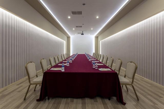 Sentido Turan Prince Hotel