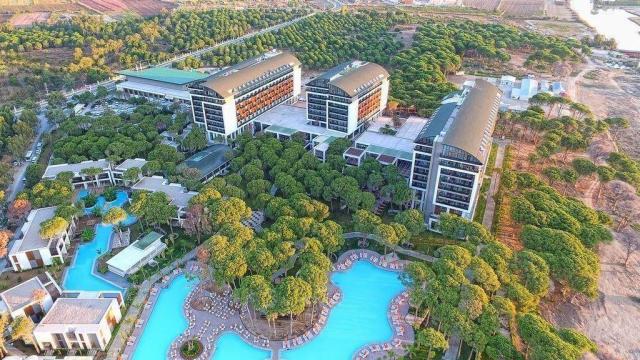 Trendy Hotel Lara