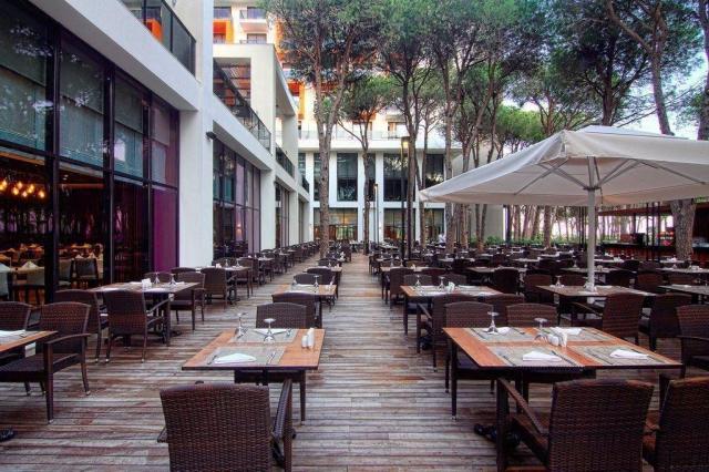 Trendy Hotel Lara