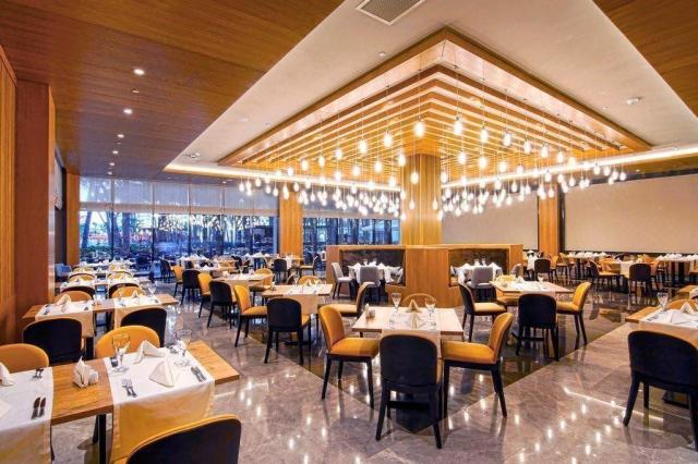 Trendy Hotel Lara