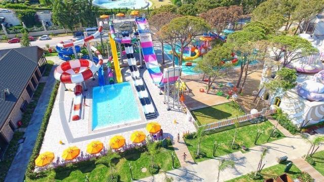 Trendy Hotel Lara