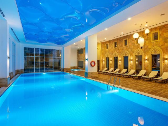 Rubi Platinum Hotel