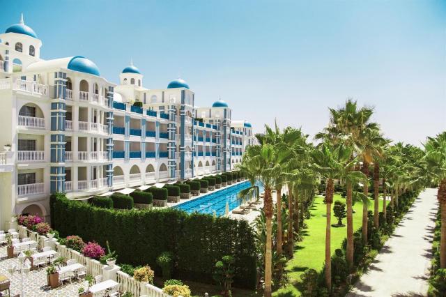 Rubi Platinum Hotel