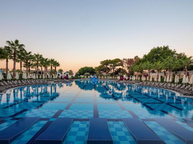 Rubi Platinum Hotel