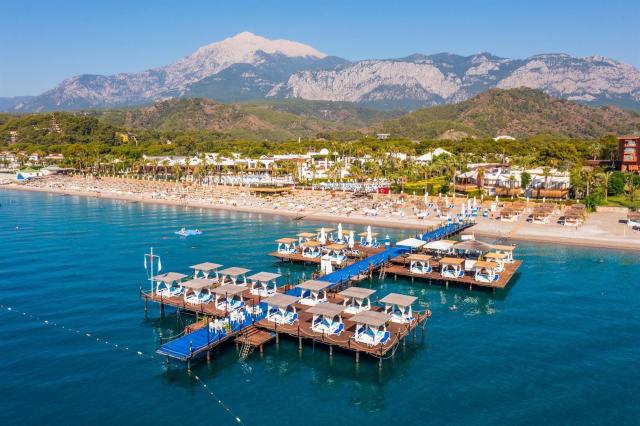Emelda Sun Club