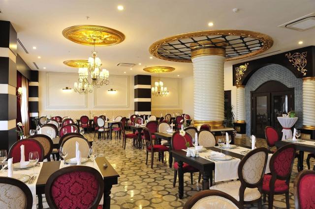 Lake & River Side Hotel & Spa