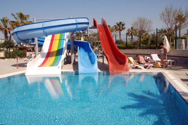Lake & River Side Hotel & Spa