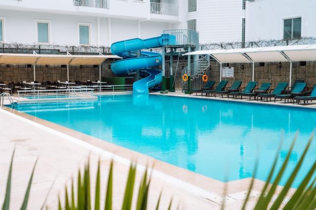 Beso Beach Hotel