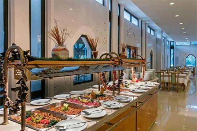 Ozkaymak Kemer Marina Hotel