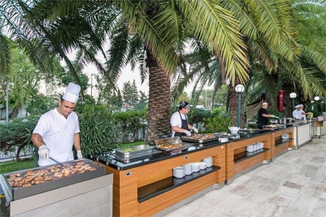Ozkaymak Kemer Marina Hotel
