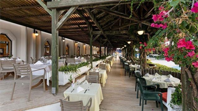 Ozkaymak Kemer Marina Hotel