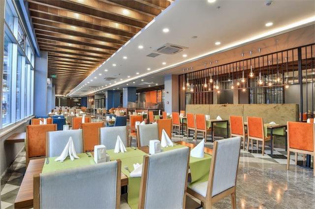 Saturn Palace Hotel