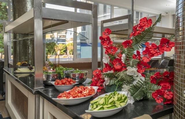 Carmen Suite Hotel