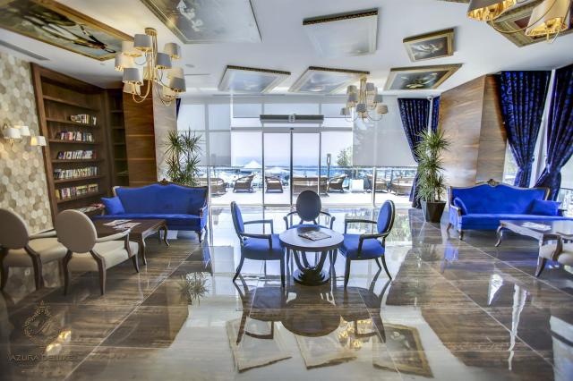 Azura Deluxe Resort & Spa Hotel 