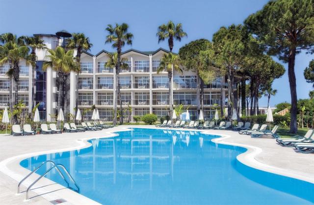 Dobedan World Palace Kemer