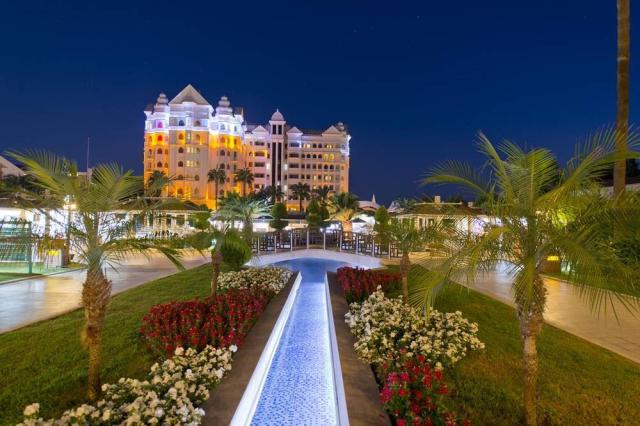 Kamelya World Fulya Hotel & Spa