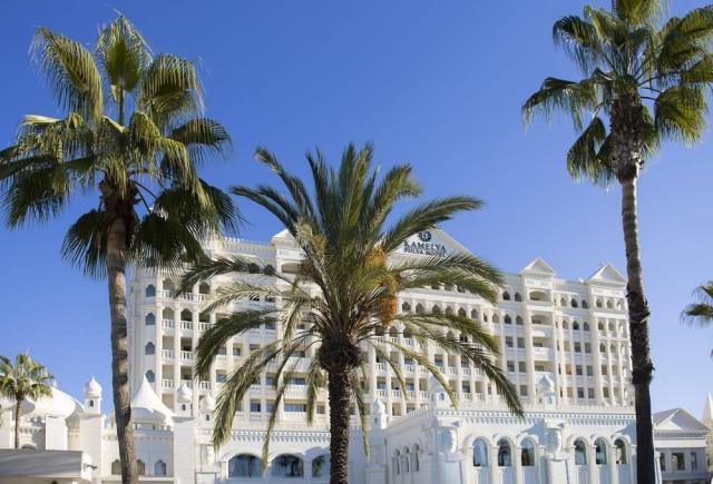 Kamelya World Fulya Hotel & Spa