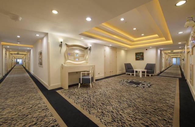 Kamelya World Fulya Hotel & Spa