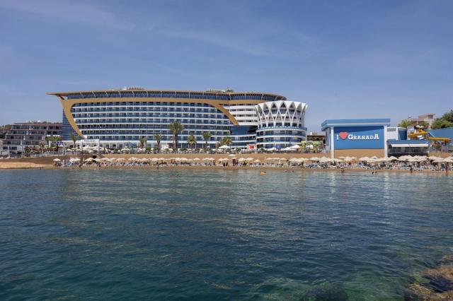 Granada Luxury Resort & Spa
