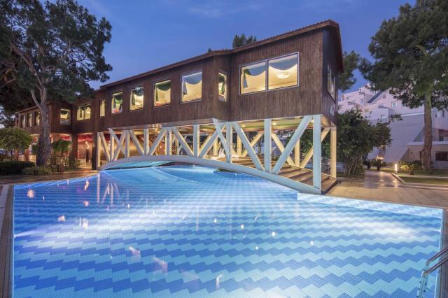 Rixos Sungate