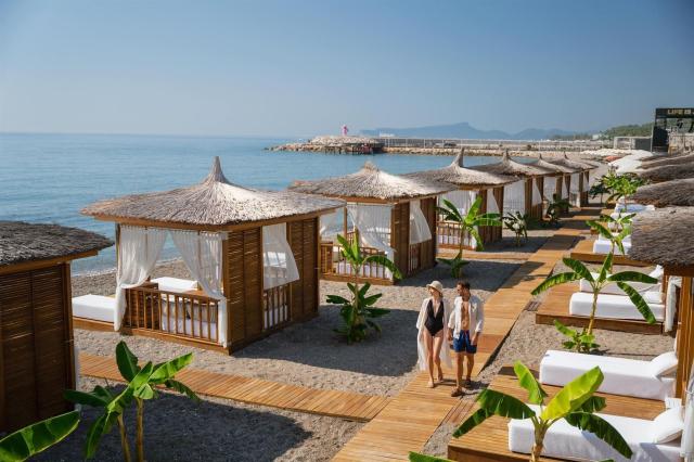 Rixos Sungate