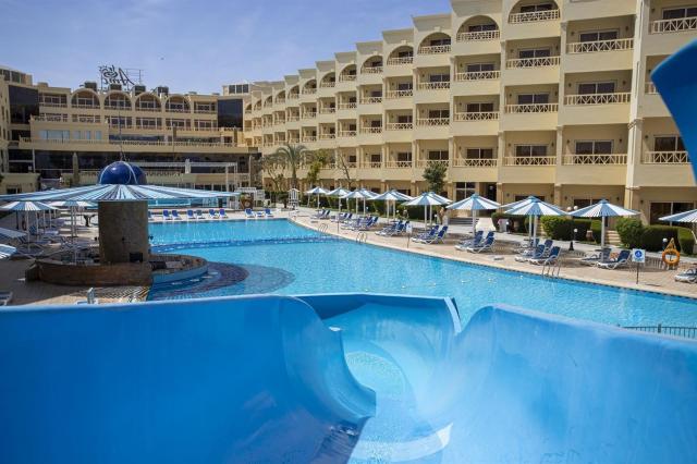 AMC Royal Hotel & Spa