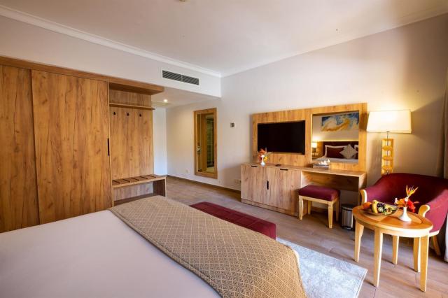 Stella Beach Resort & Spa