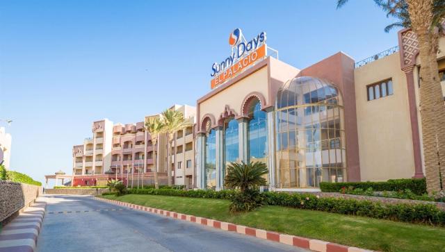 Sunny Days El Palacio Hotel