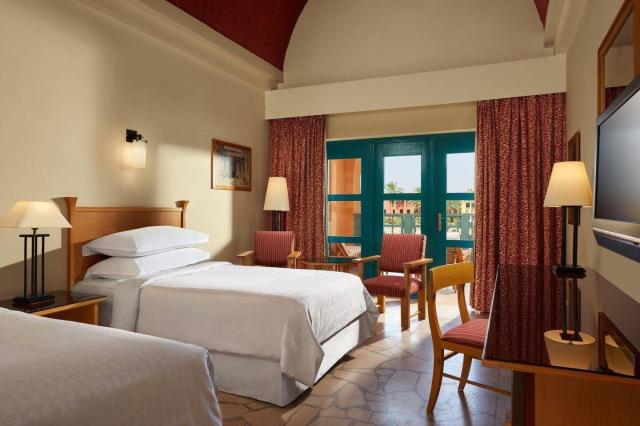 Sheraton Miramar Resort Hotel