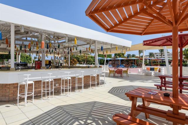 Desert Rose Hotel 