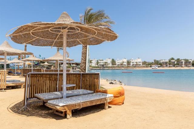 Desert Rose Hotel 