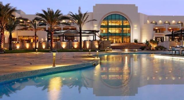 Mövenpick Resort Soma Bay	