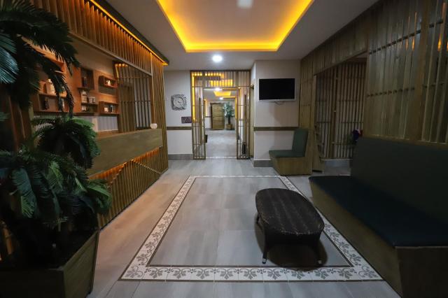 Sun City Apartments