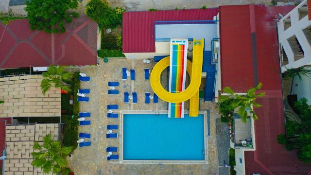 Sun City Apartments