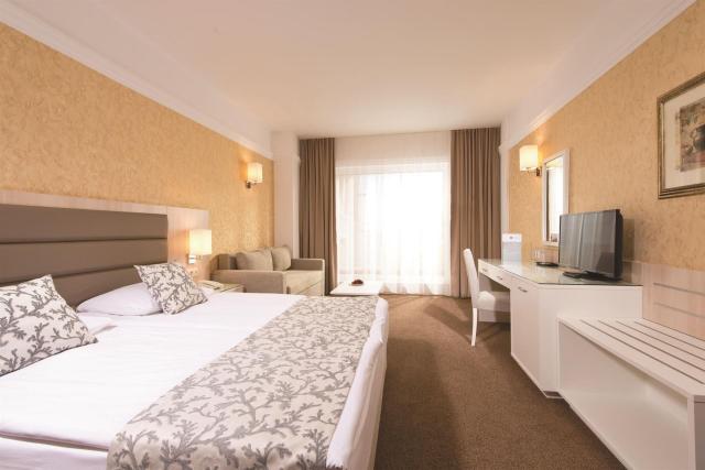 Dreams Sunny Beach Resort & Spa