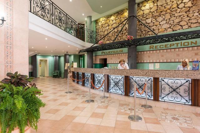 Hotel Hrizantema