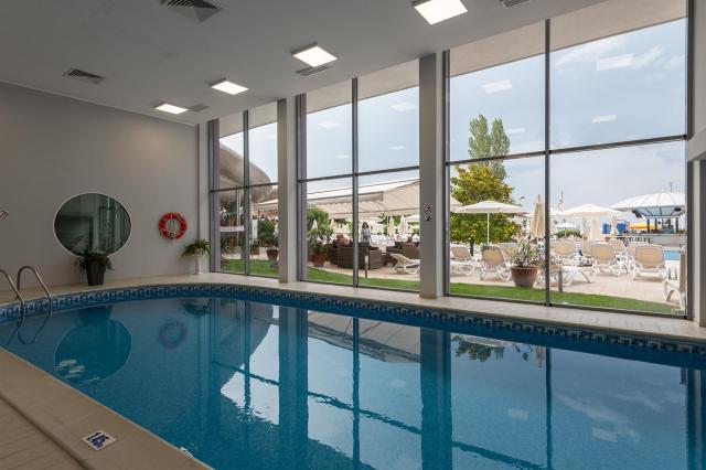 Sentido Neptun Beach