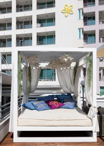 Sentido Neptun Beach