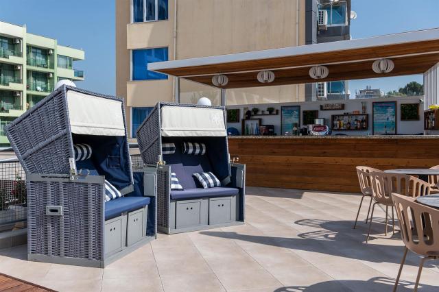 Sentido Neptun Beach