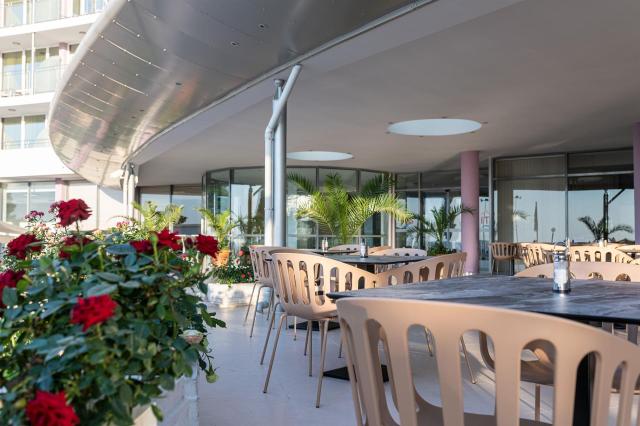 Sentido Neptun Beach