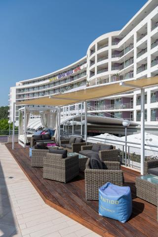 Sentido Neptun Beach